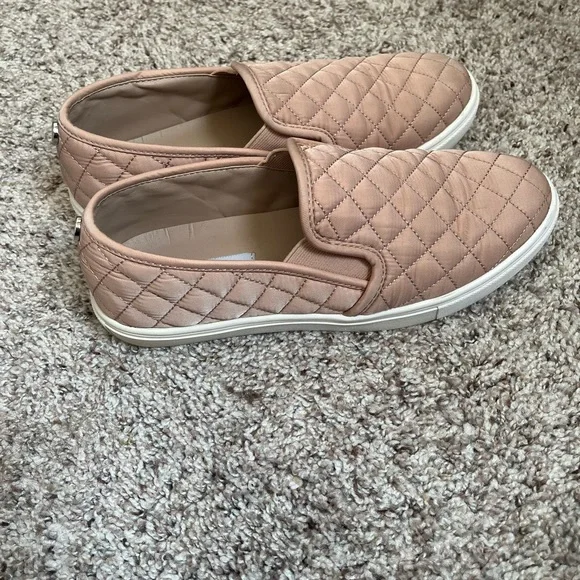 Pink Steve Madden ECTRCQT SlipPn Shoes - Picture 2 of 3